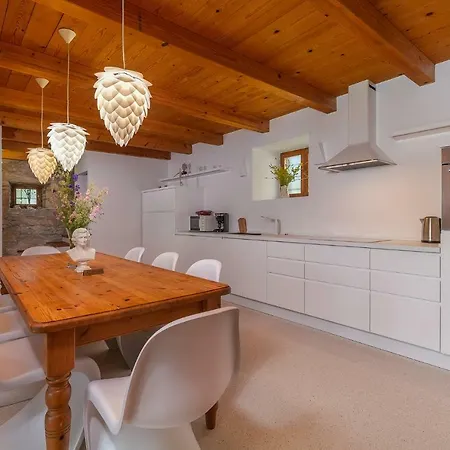 Sussini Semesterbostad