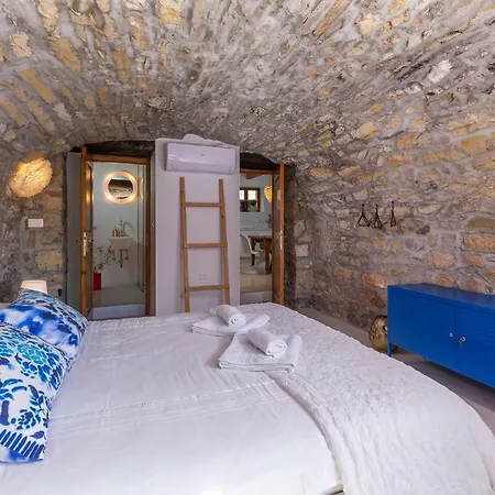 Sussini Holiday home *