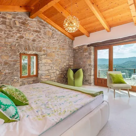 Sussini Holiday home