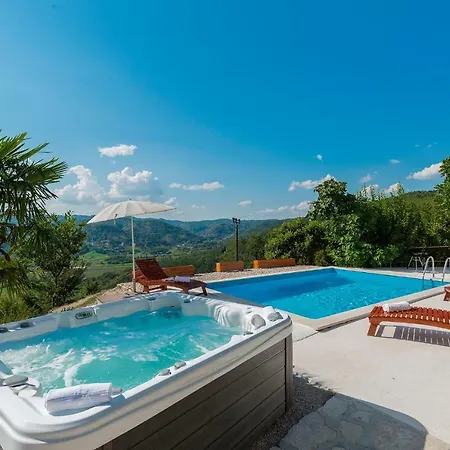 Sussini Holiday home